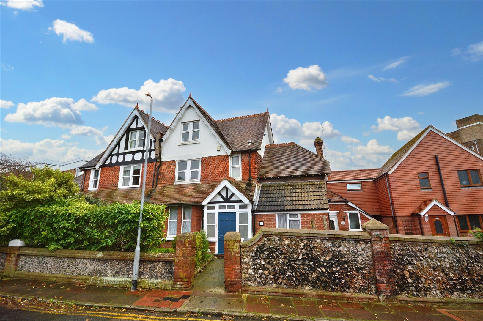 Property Details for Selwyn Road Eastbourne BN21 2LR Town Property